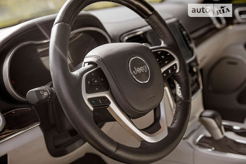 Внедорожник / Кроссовер Jeep Grand Cherokee 2019 в Самборе