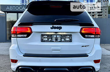 Позашляховик / Кросовер Jeep Grand Cherokee 2015 в 
