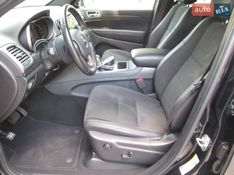 Внедорожник / Кроссовер Jeep Grand Cherokee 2020 в Киеве