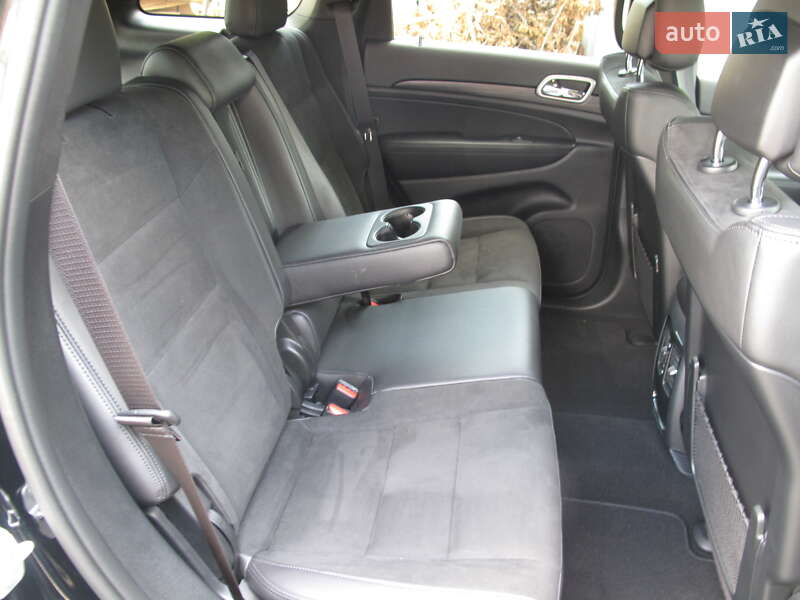 Внедорожник / Кроссовер Jeep Grand Cherokee 2020 в Киеве