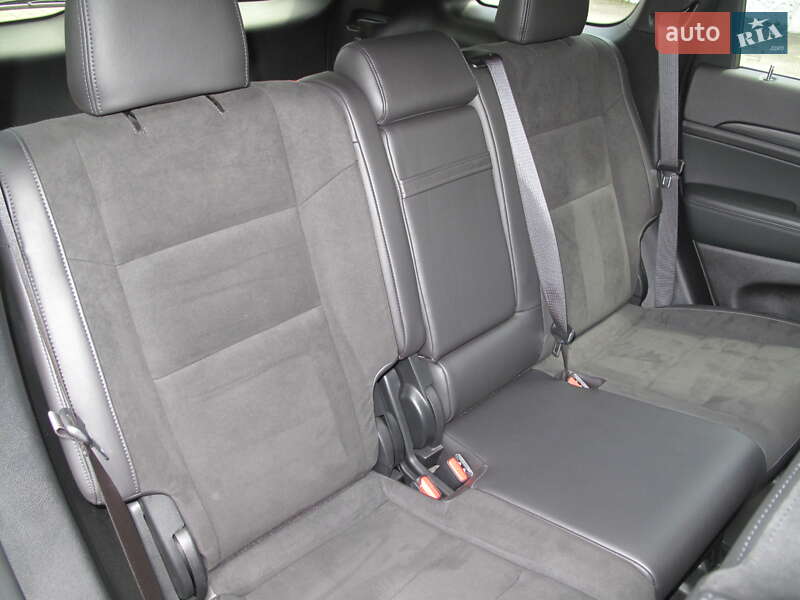 Внедорожник / Кроссовер Jeep Grand Cherokee 2020 в Киеве