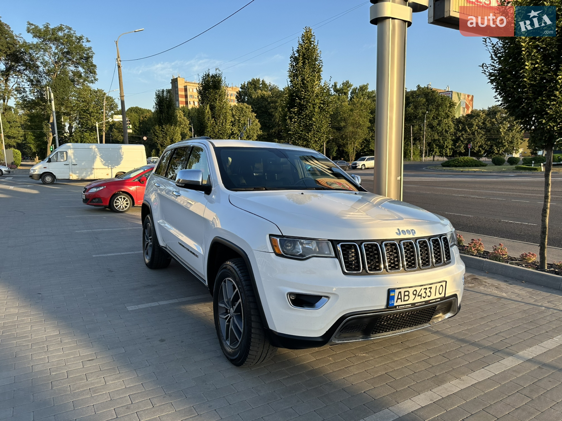 2018 Jeep Grand Cherokee - фото 1