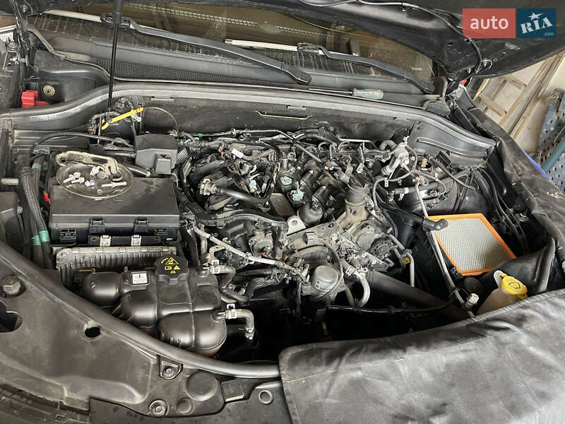 Внедорожник / Кроссовер Jeep Grand Cherokee 2017 в Киеве