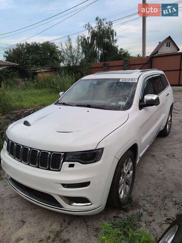 Позашляховик / Кросовер Jeep Grand Cherokee 2019 в Києві