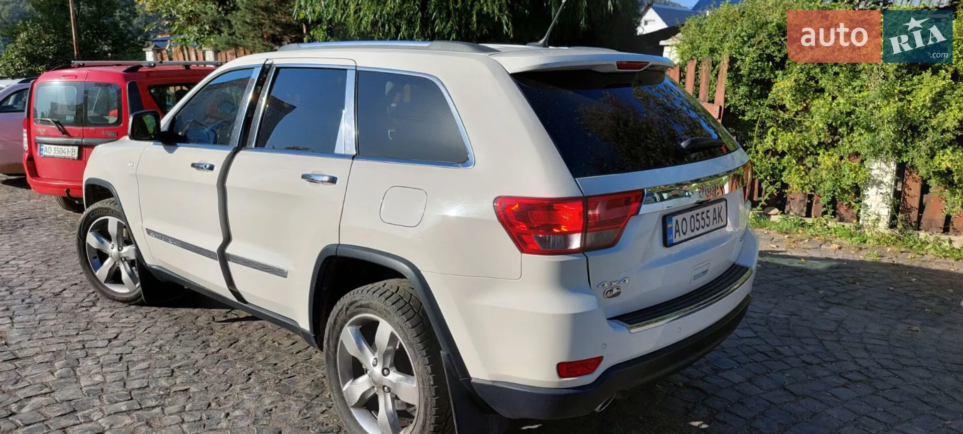 2012 Jeep Grand Cherokee - мініатюра 3