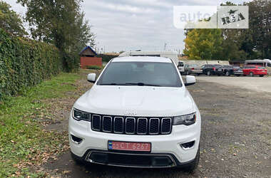 Позашляховик / Кросовер Jeep Grand Cherokee 2017 в 