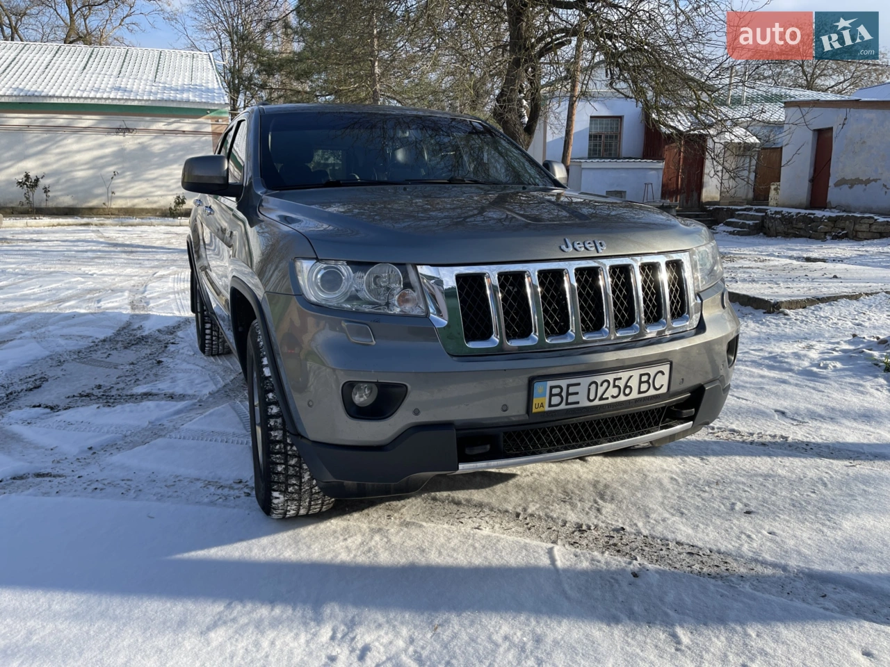2010 Jeep Grand Cherokee - мініатюра 36