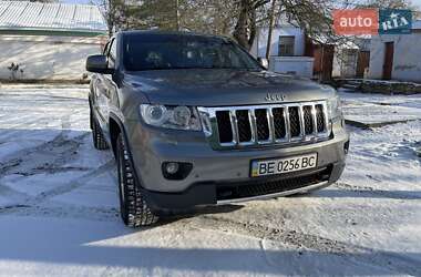 Внедорожник / Кроссовер Jeep Grand Cherokee 2011 в 