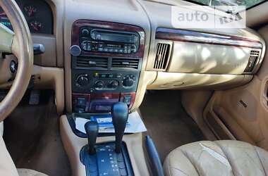 Внедорожник / Кроссовер Jeep Grand Cherokee 2000 в Яремче