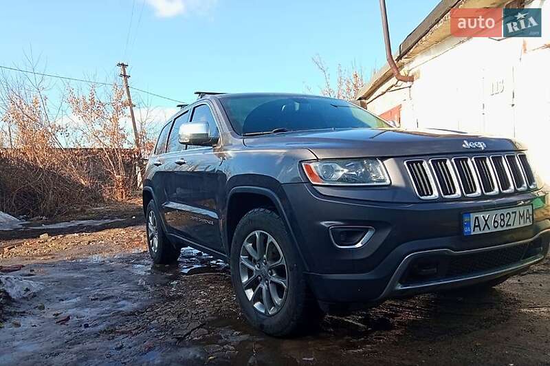 Внедорожник / Кроссовер Jeep Grand Cherokee 2015 в Харькове