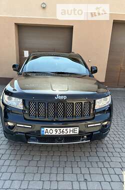 Внедорожник / Кроссовер Jeep Grand Cherokee 2012 в Ужгороде