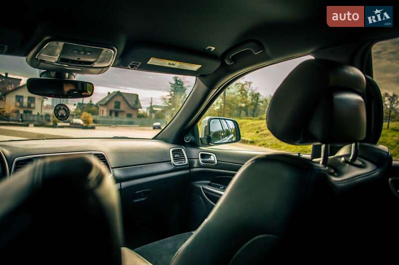 Внедорожник / Кроссовер Jeep Grand Cherokee 2018 в Львове