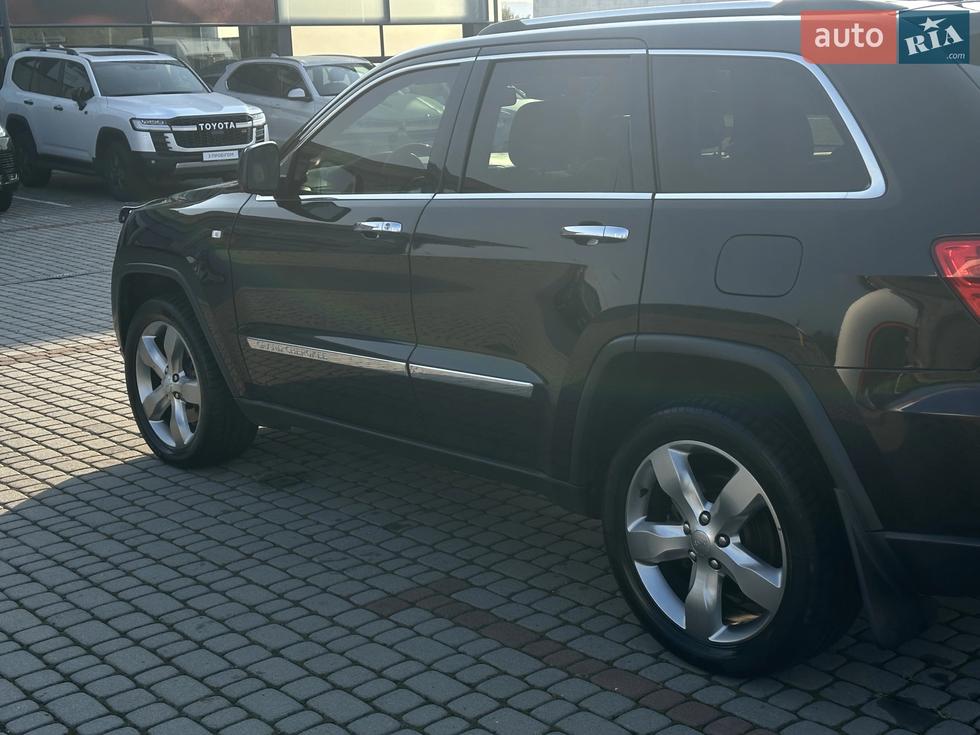 2012 Jeep Grand Cherokee - мініатюра 4
