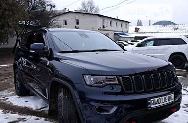 Позашляховик / Кросовер Jeep Grand Cherokee 2016 в Києві