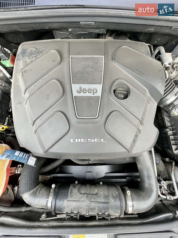 Позашляховик / Кросовер Jeep Grand Cherokee 2015 в Луцьку фото 19 Позашляховик / Кросовер Jeep Grand Cherokee 2015 в Луцьку