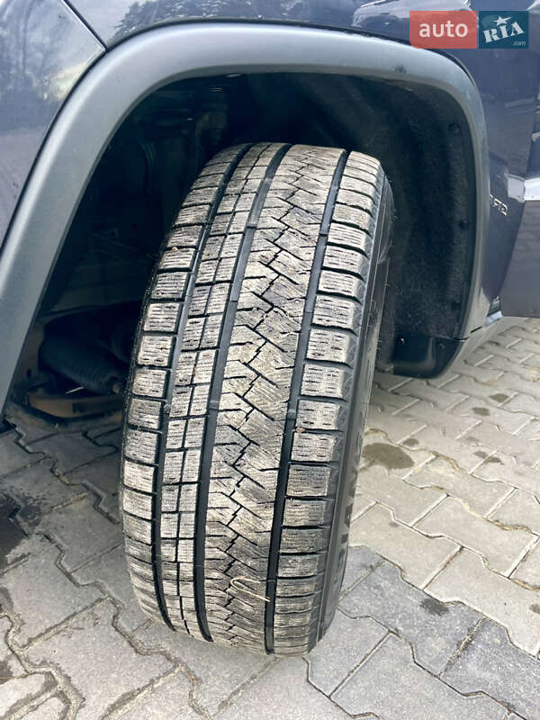 Позашляховик / Кросовер Jeep Grand Cherokee 2015 в Луцьку фото 53 Позашляховик / Кросовер Jeep Grand Cherokee 2015 в Луцьку