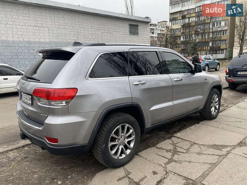 Позашляховик / Кросовер Jeep Grand Cherokee 2015 в Києві
