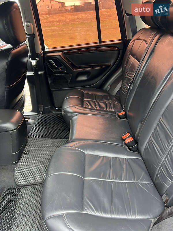 Внедорожник / Кроссовер Jeep Grand Cherokee 2003 в Владимирце
