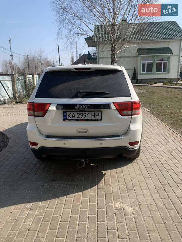 Внедорожник / Кроссовер Jeep Grand Cherokee 2011 в Боярке