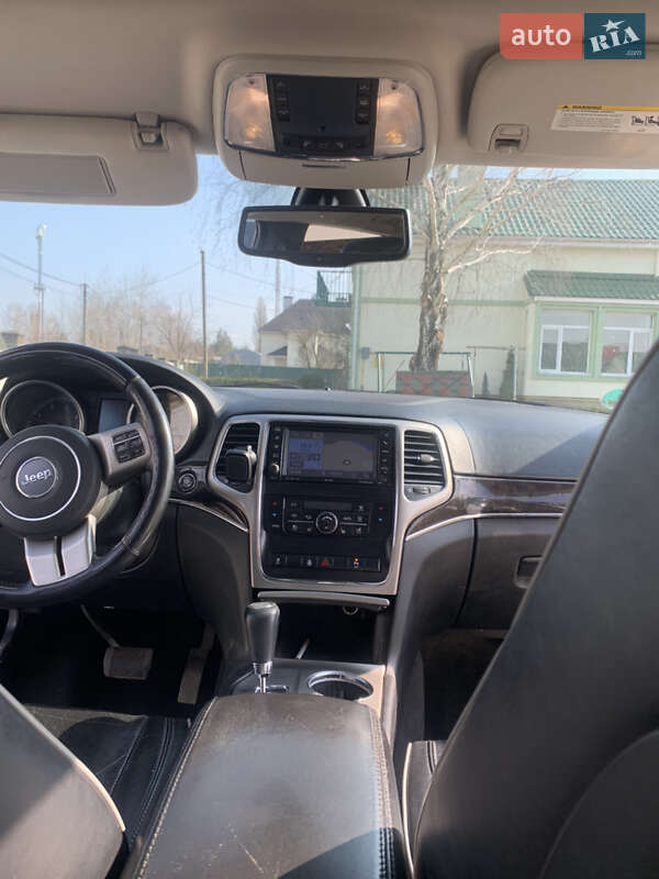 Внедорожник / Кроссовер Jeep Grand Cherokee 2011 в Боярке