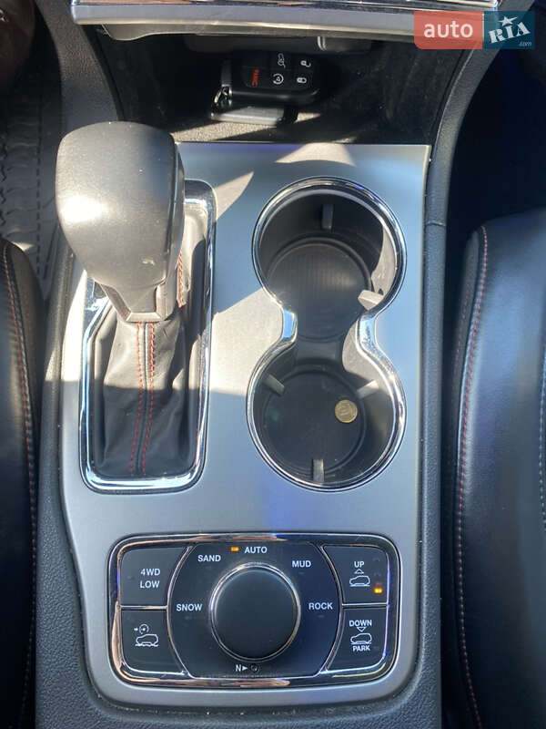 Внедорожник / Кроссовер Jeep Grand Cherokee 2016 в Запорожье фото 12 Внедорожник / Кроссовер Jeep Grand Cherokee 2016 в Запорожье