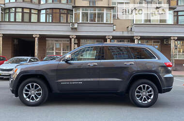 Внедорожник / Кроссовер Jeep Grand Cherokee 2016 в Софиевской Борщаговке