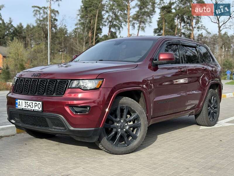 Внедорожник / Кроссовер Jeep Grand Cherokee 2018 в Киеве