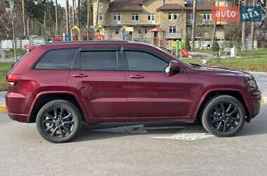 Внедорожник / Кроссовер Jeep Grand Cherokee 2018 в Киеве