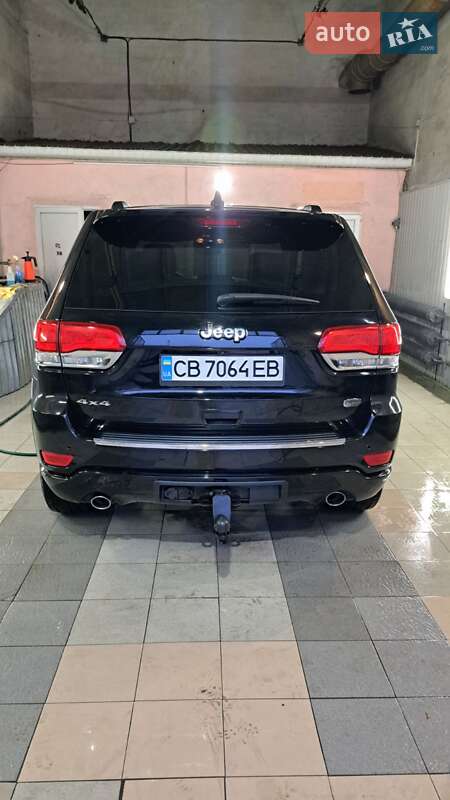 Внедорожник / Кроссовер Jeep Grand Cherokee 2017 в Чернигове