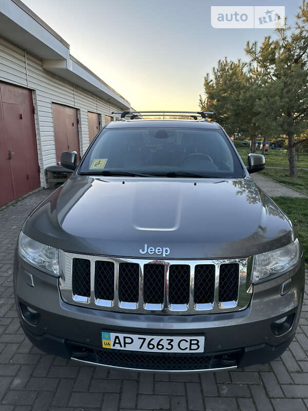 Внедорожник / Кроссовер Jeep Grand Cherokee 2011 в Запорожье