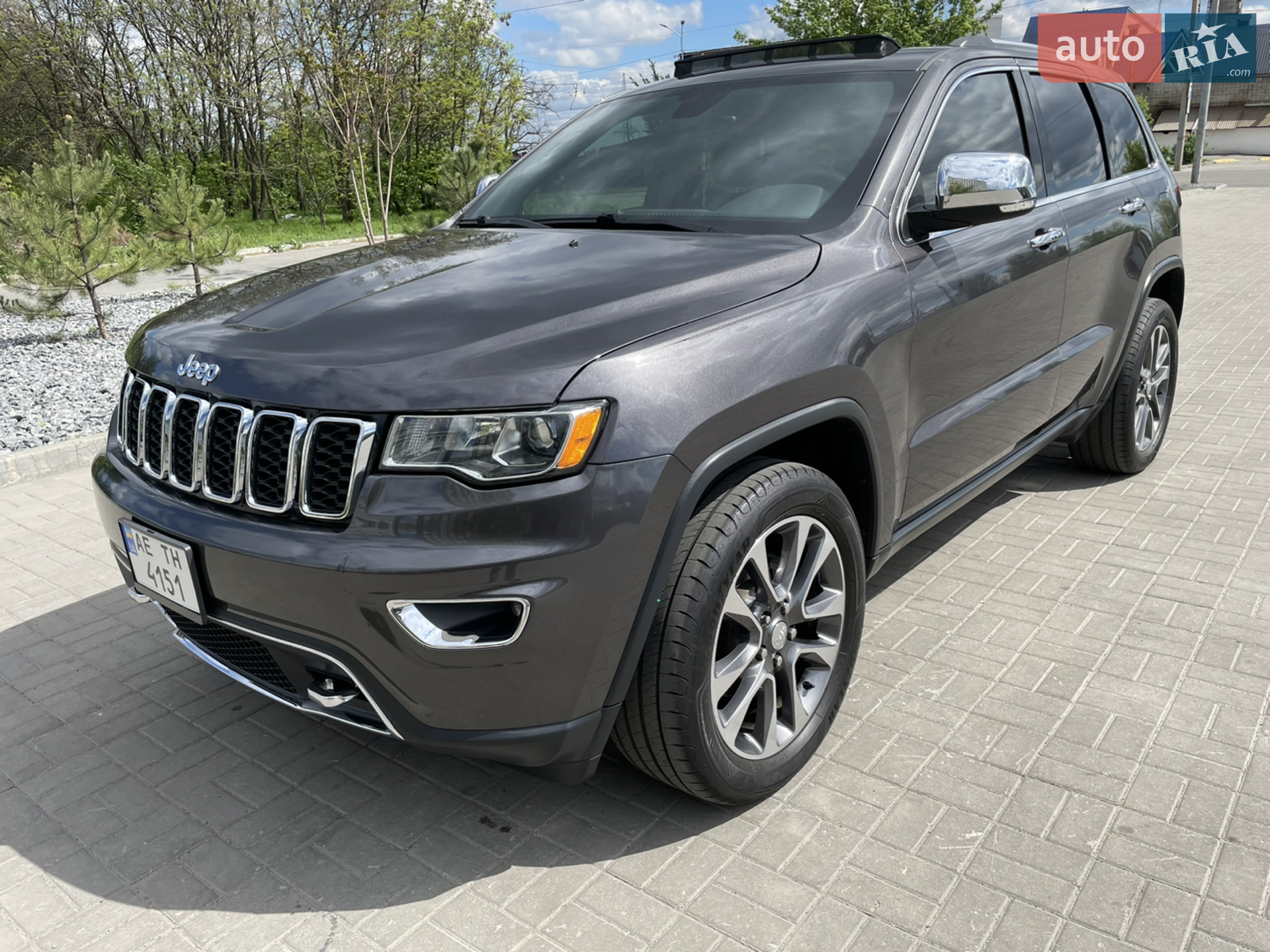 2018 Jeep Grand Cherokee - фото 1
