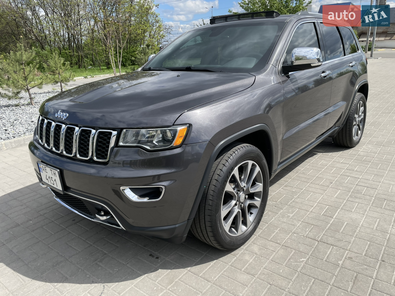 2018 Jeep Grand Cherokee - мініатюра 45