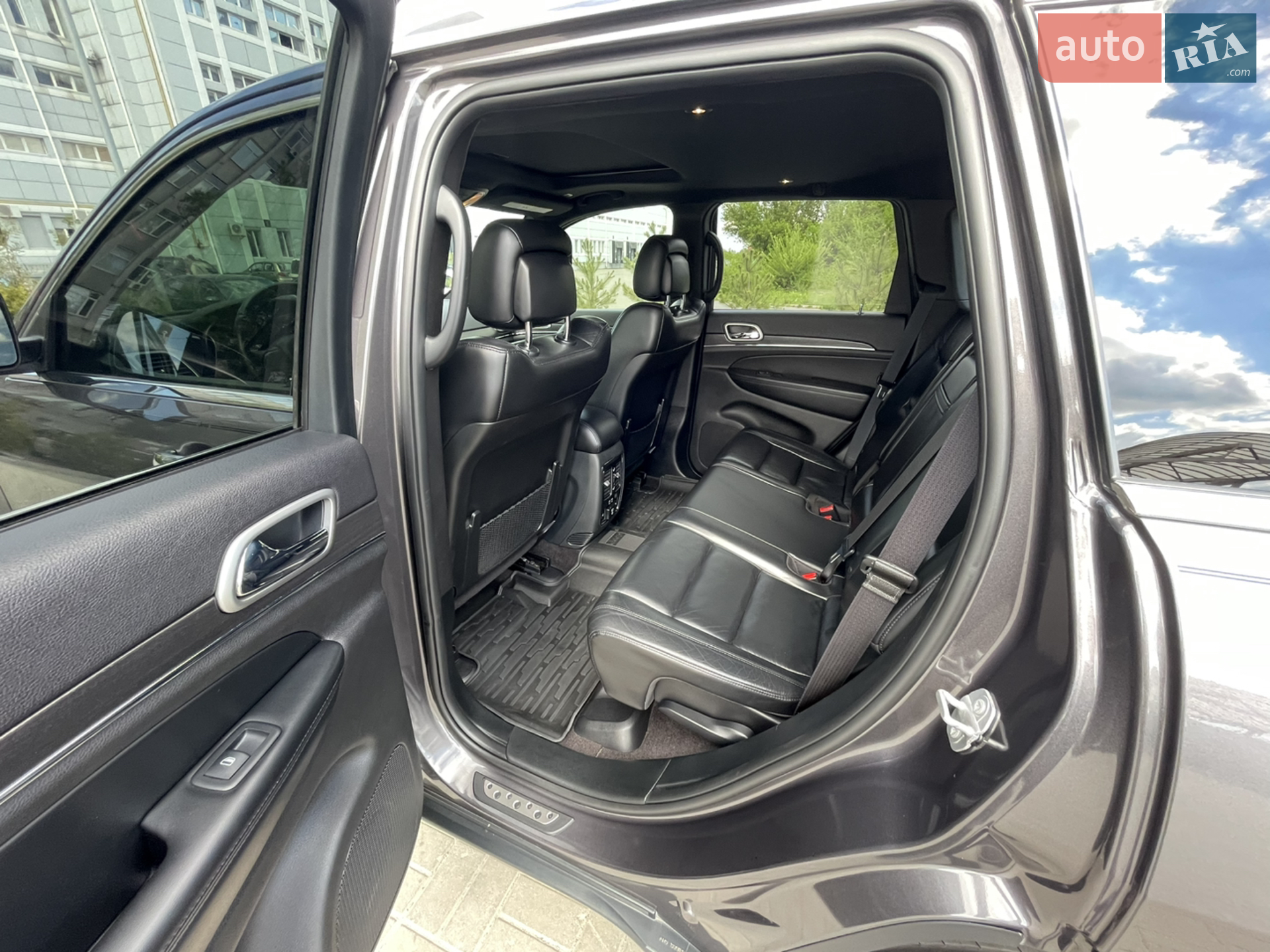 2018 Jeep Grand Cherokee - мініатюра 33