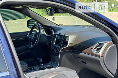 Внедорожник / Кроссовер Jeep Grand Cherokee 2013 в 