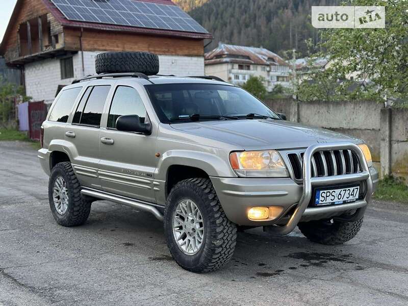 Внедорожник / Кроссовер Jeep Grand Cherokee 2003 в Межгорье