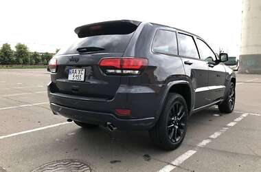 Позашляховик / Кросовер Jeep Grand Cherokee 2017 в Києві