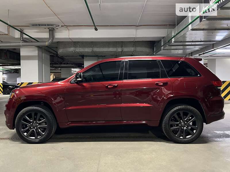 Внедорожник / Кроссовер Jeep Grand Cherokee 2018 в Киеве