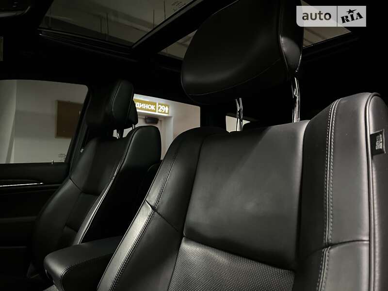 Внедорожник / Кроссовер Jeep Grand Cherokee 2018 в Киеве