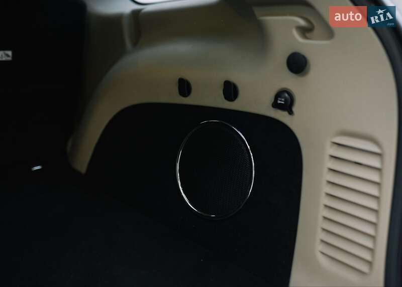 Позашляховик / Кросовер Jeep Grand Cherokee 2018 в Києві