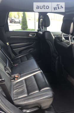 Внедорожник / Кроссовер Jeep Grand Cherokee 2013 в 