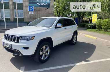 Внедорожник / Кроссовер Jeep Grand Cherokee 2015 в Николаеве