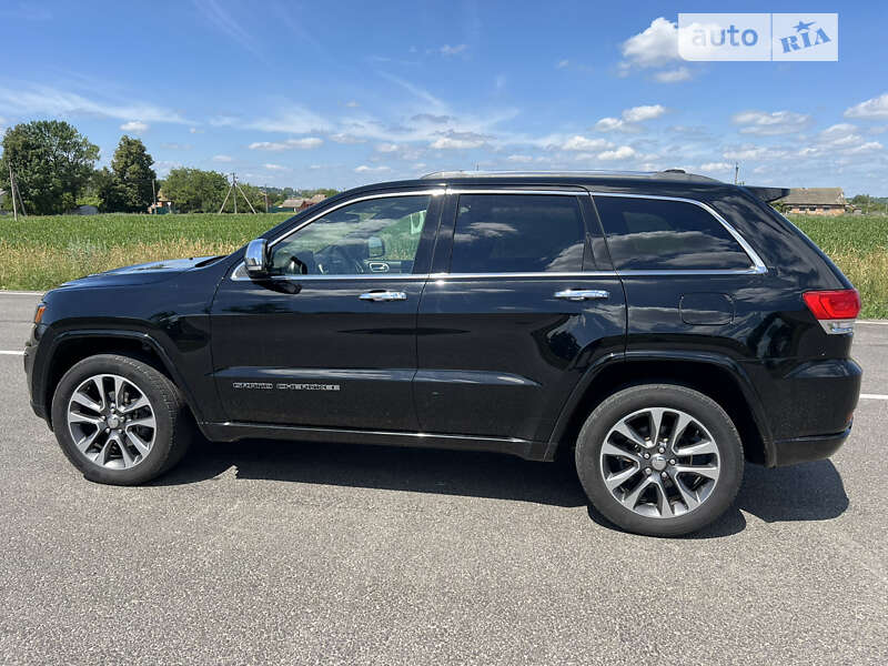 Внедорожник / Кроссовер Jeep Grand Cherokee 2017 в Киеве