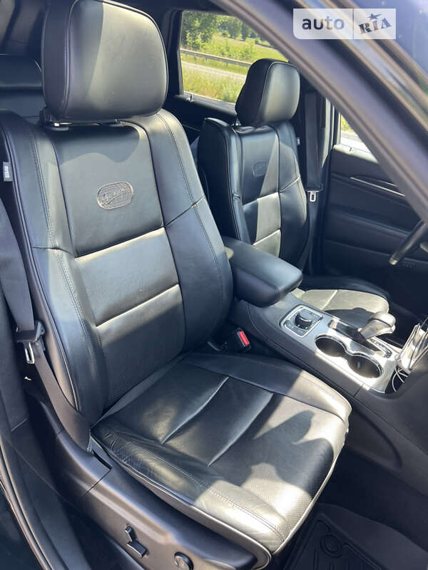 Внедорожник / Кроссовер Jeep Grand Cherokee 2017 в Киеве