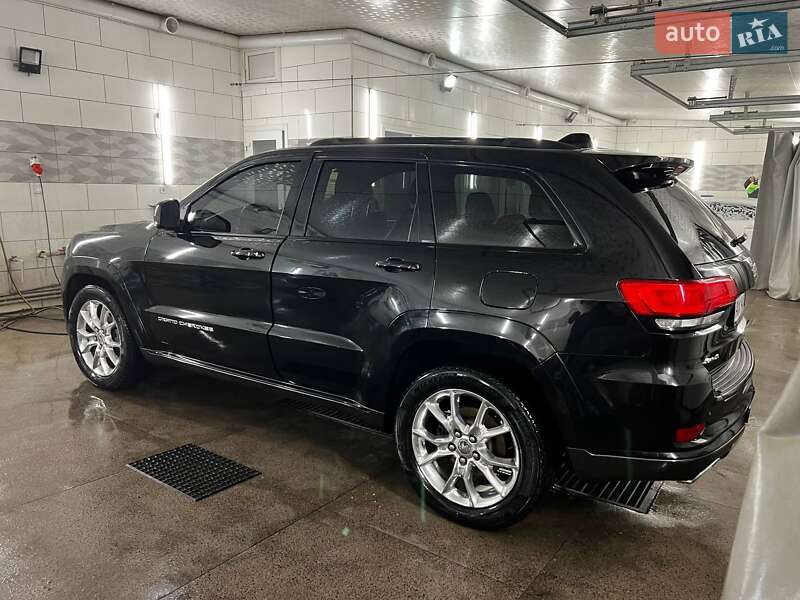 Позашляховик / Кросовер Jeep Grand Cherokee 2015 в Львові