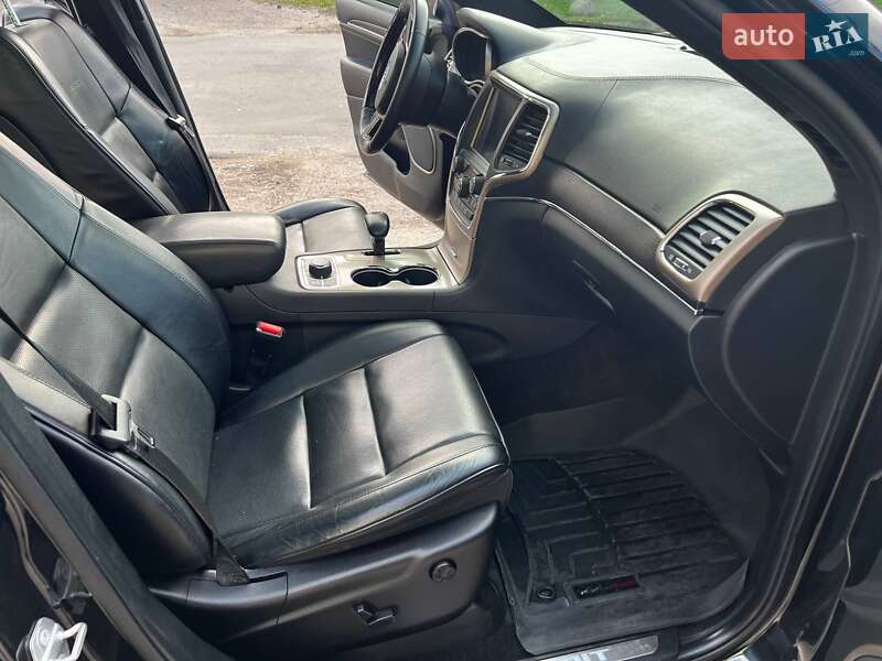 Позашляховик / Кросовер Jeep Grand Cherokee 2015 в Львові