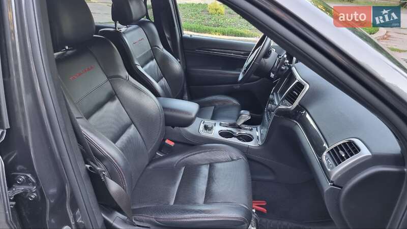 Внедорожник / Кроссовер Jeep Grand Cherokee 2017 в Киеве