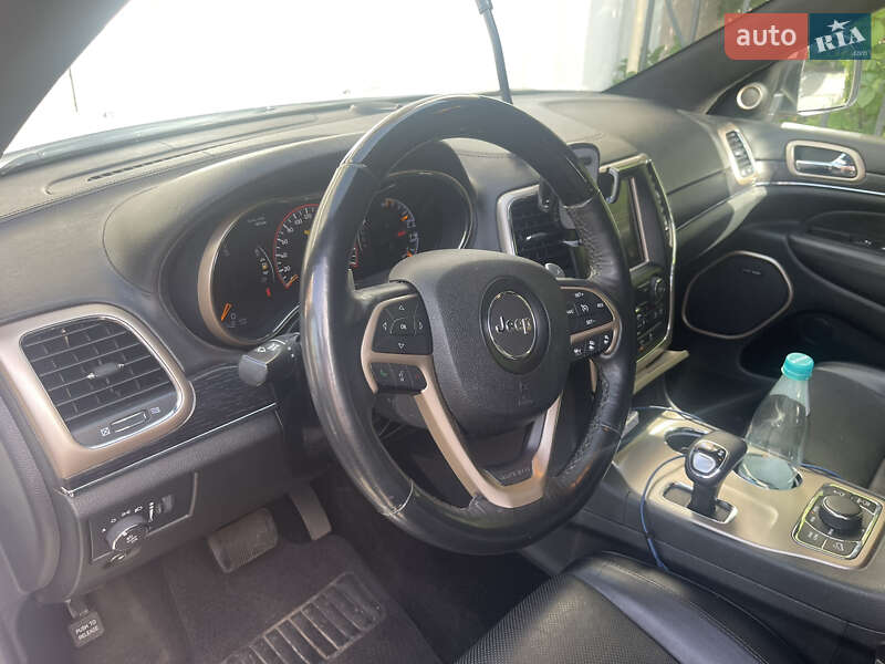 Внедорожник / Кроссовер Jeep Grand Cherokee 2014 в Киеве