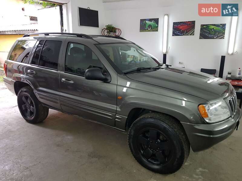 Внедорожник / Кроссовер Jeep Grand Cherokee 2002 в Черновцах