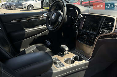 Позашляховик / Кросовер Jeep Grand Cherokee 2015 в 