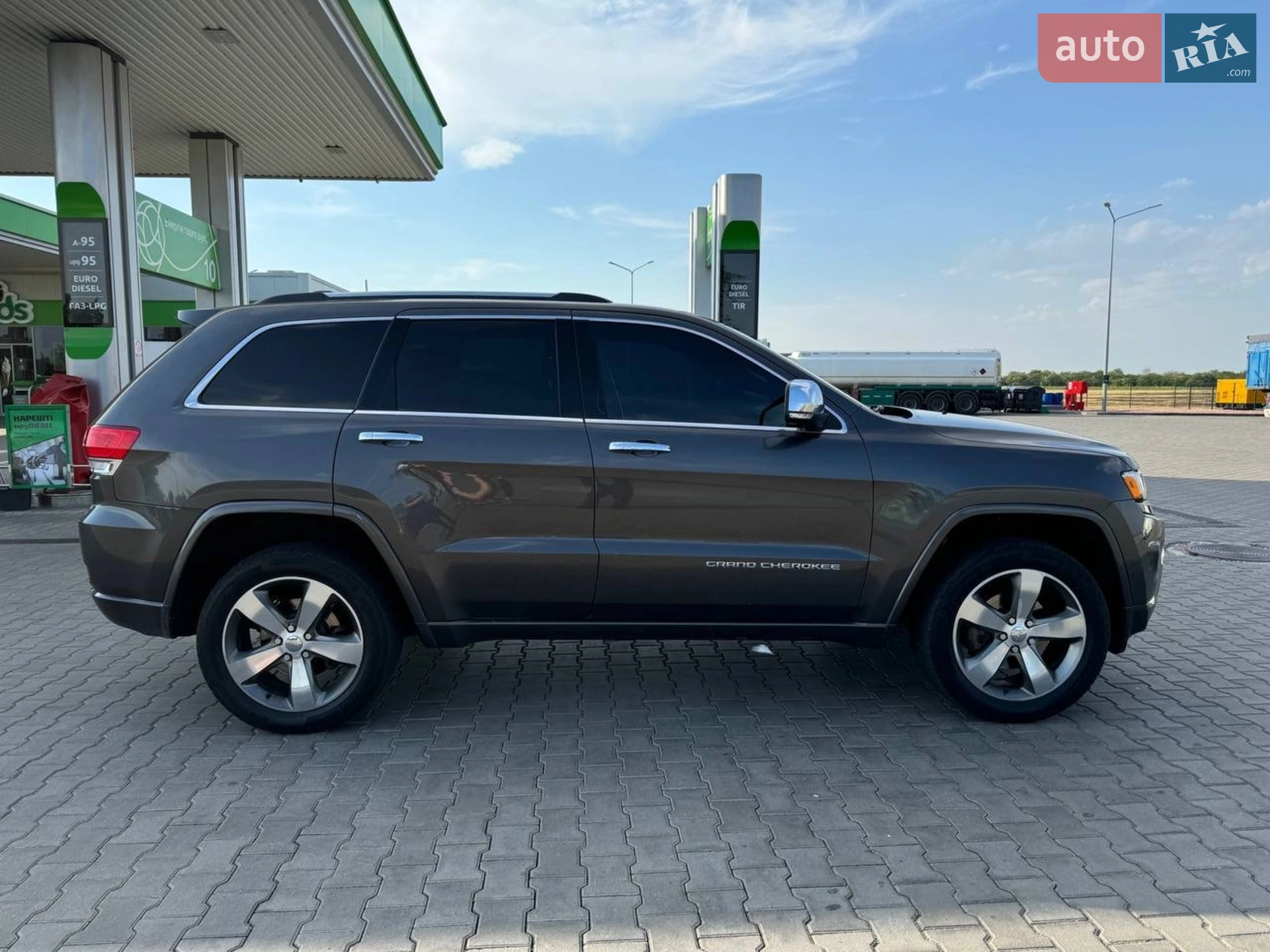2013 Jeep Grand Cherokee - мініатюра 9